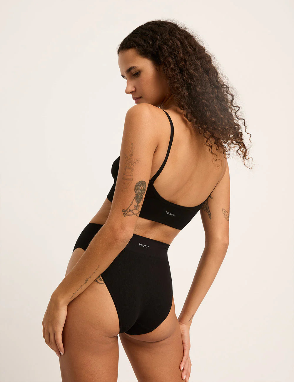 LYOLYTEリヨライト リブ ローバックブラ