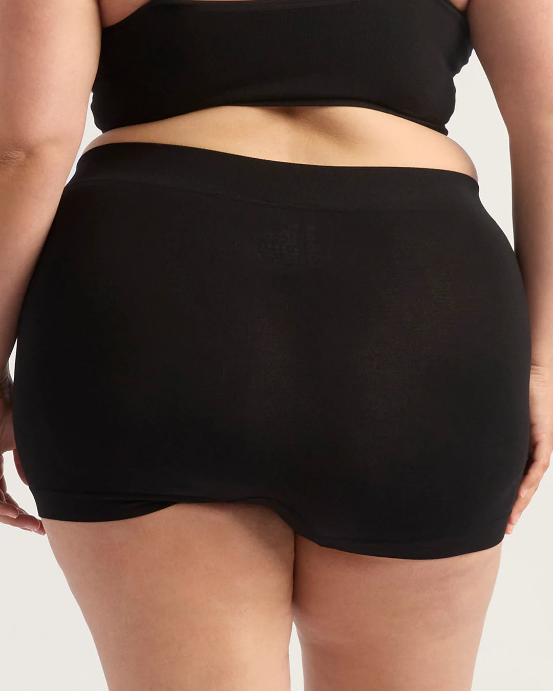 シームフリーアンダーショート 2インチ