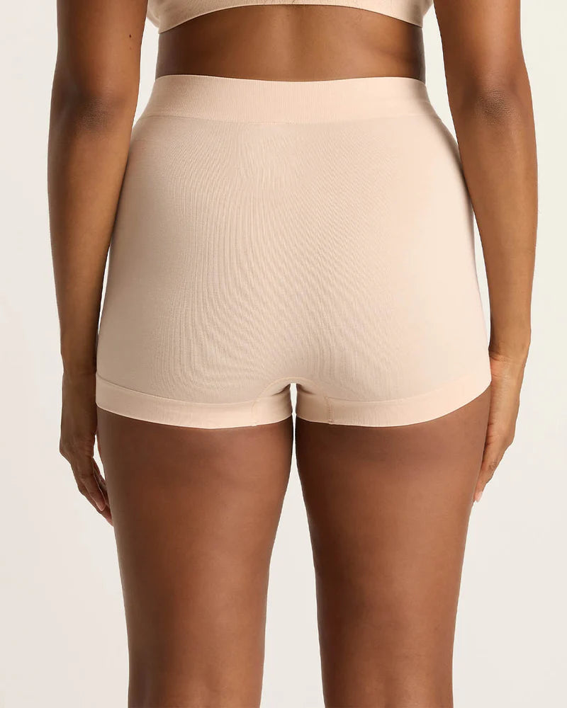 シームフリーアンダーショート 2インチ