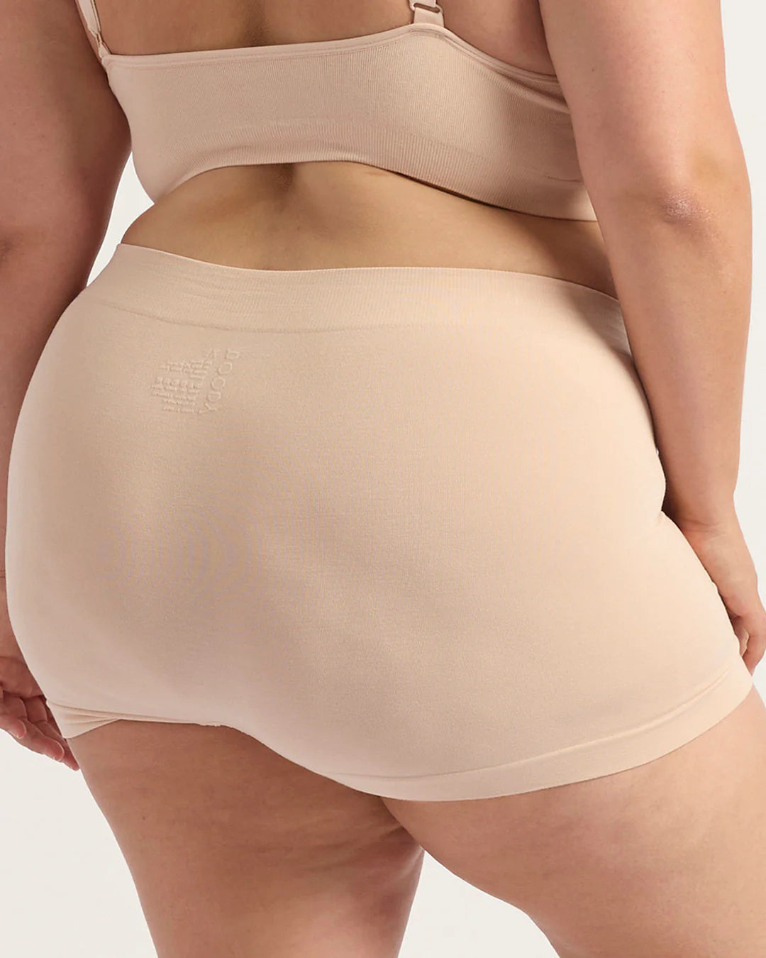 シームフリーアンダーショート 2インチ