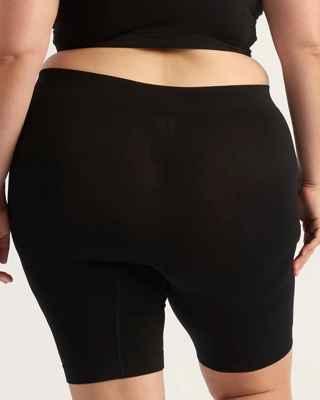 シームフリーアンダーショート 10インチ