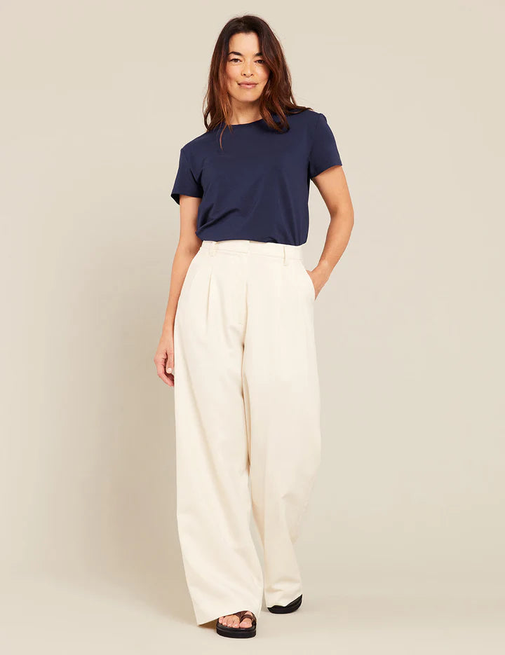 クラシック クルーネックTシャツ