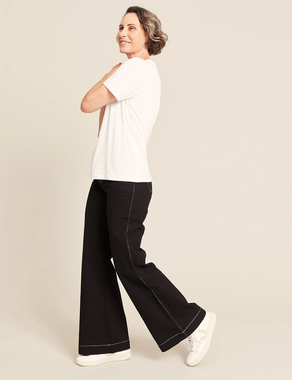 クラシック クルーネックTシャツ