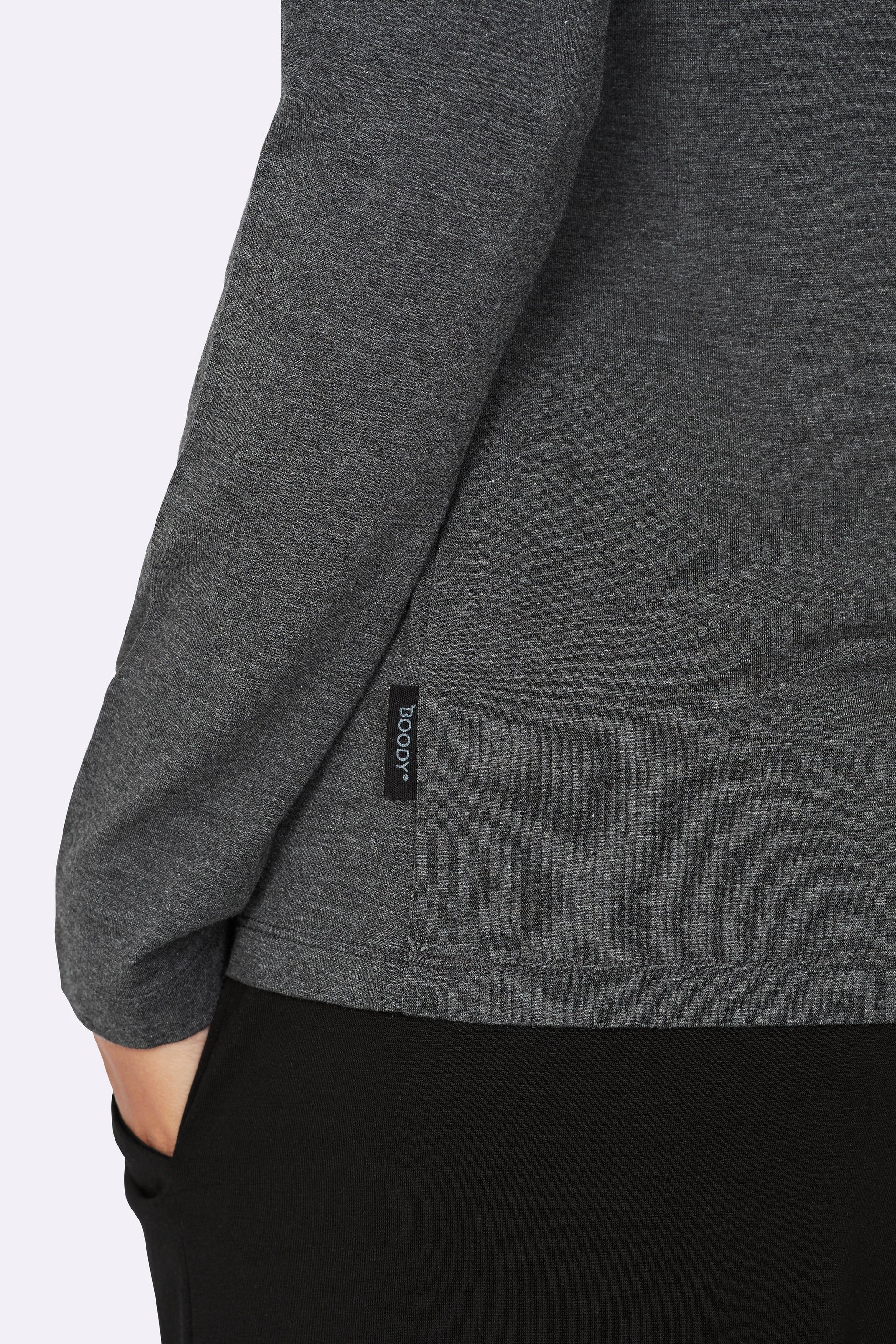 ロングスリーブ ラウンドネック Tシャツ