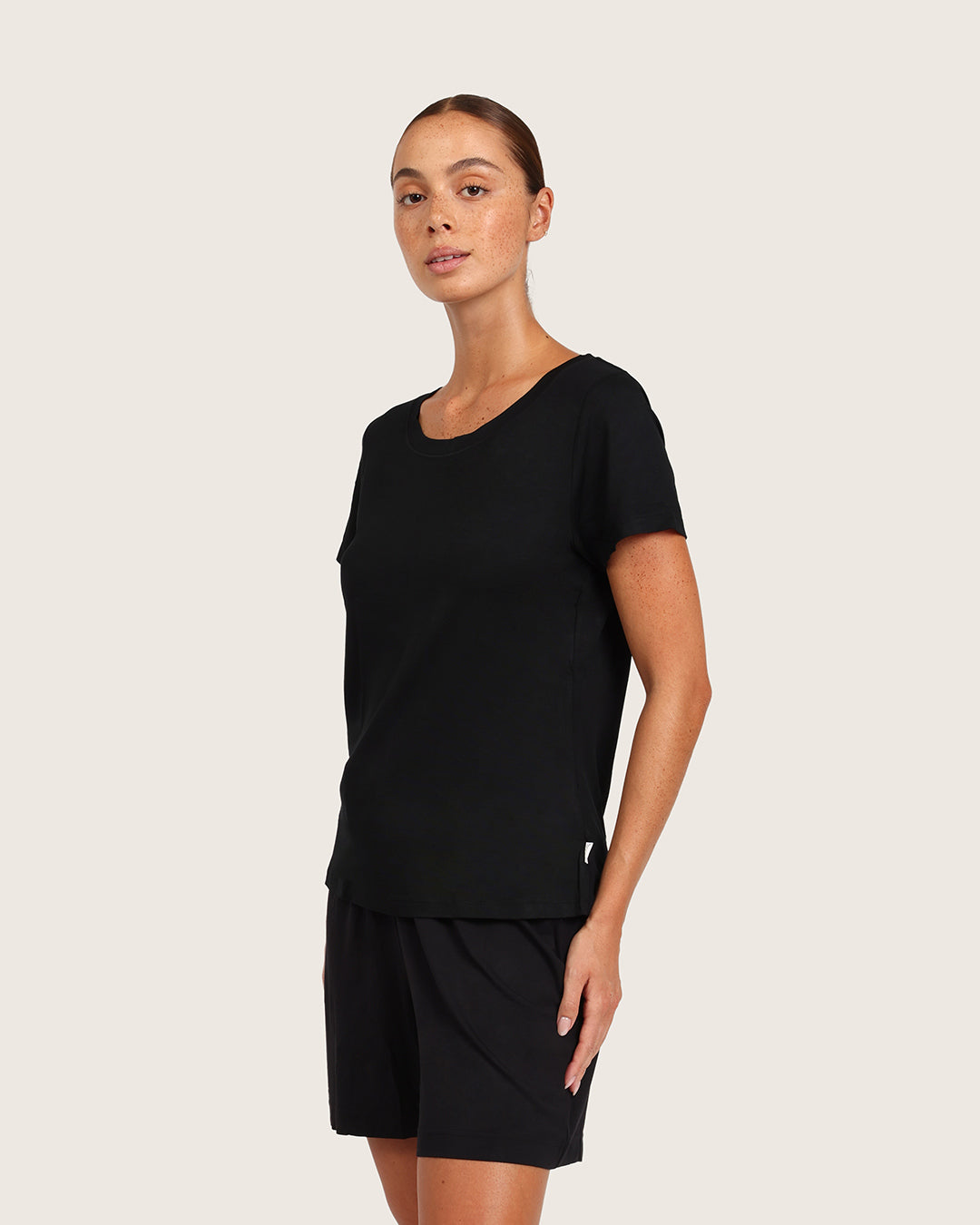 グッドナイト スリープ Tシャツ | Black
