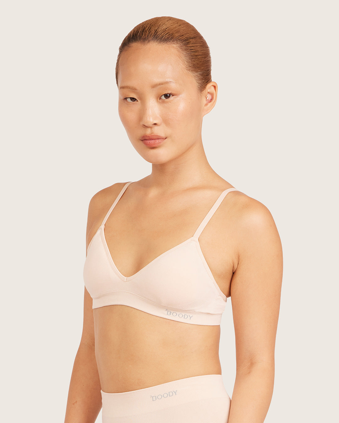 ワイヤレスTシャツブラレット | Nude