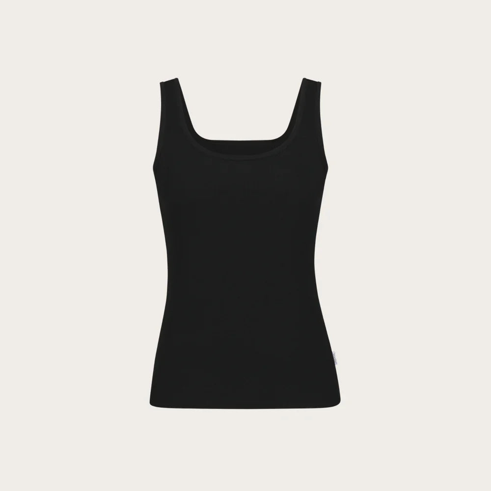 ウィメンズアパレル