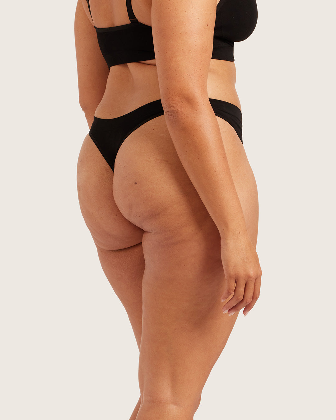 吸水サニタリーショーツ Gストリング（軽い日用） | Black